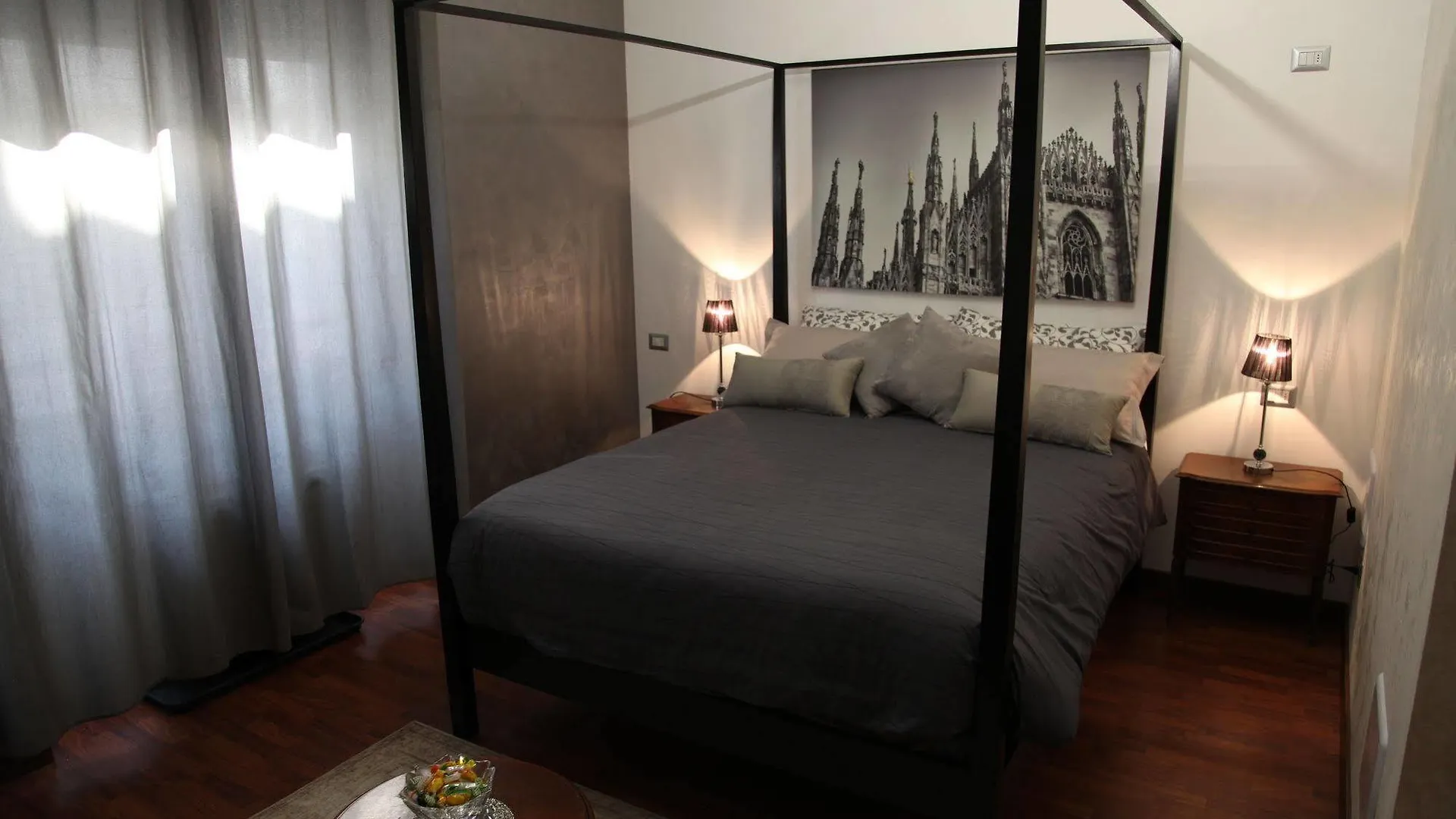 Hostel Atmos Luxe Navigli Milán