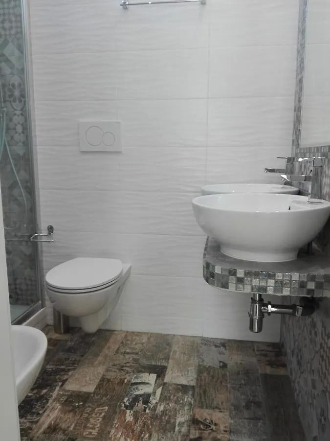 Atmos Luxe Navigli Hostel Milánó