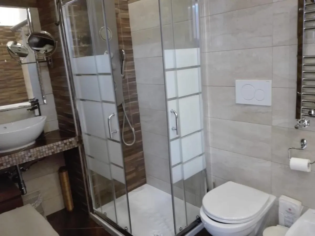 Atmos Luxe Navigli Hostel Milánó
