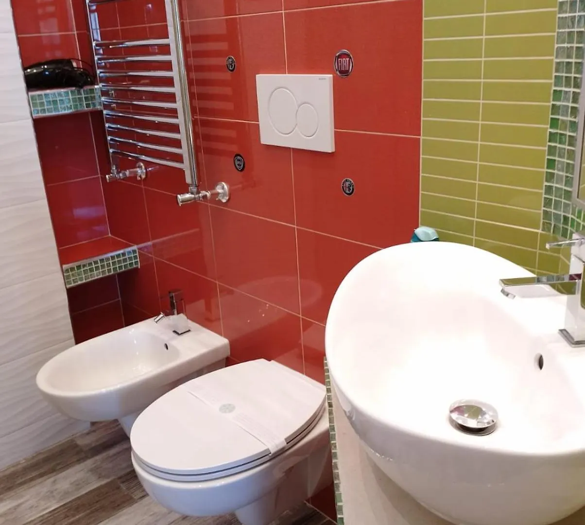 Atmos Luxe Navigli Hostel Milánó